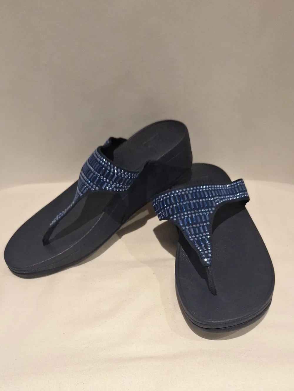 Fitflop Incastone Women’s Navy Blue Beaded Wedge Flip Flops